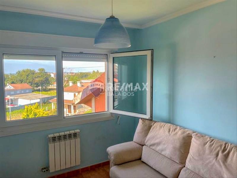 Foto 8117910a-b3e7-4e7a-a91b-a3e4b9922ce0. Maison jumelée avec chauffage parking dans Sanxenxo pueblo Sanxenxo