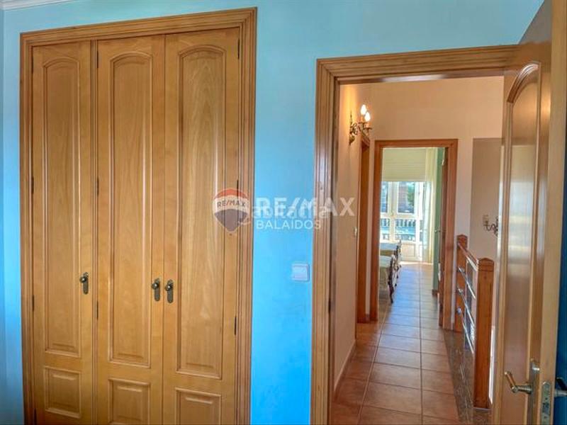 Foto 8ef6d01e-3b28-4d01-81e6-001fbc351f33. Maison jumelée avec chauffage parking dans Sanxenxo pueblo Sanxenxo