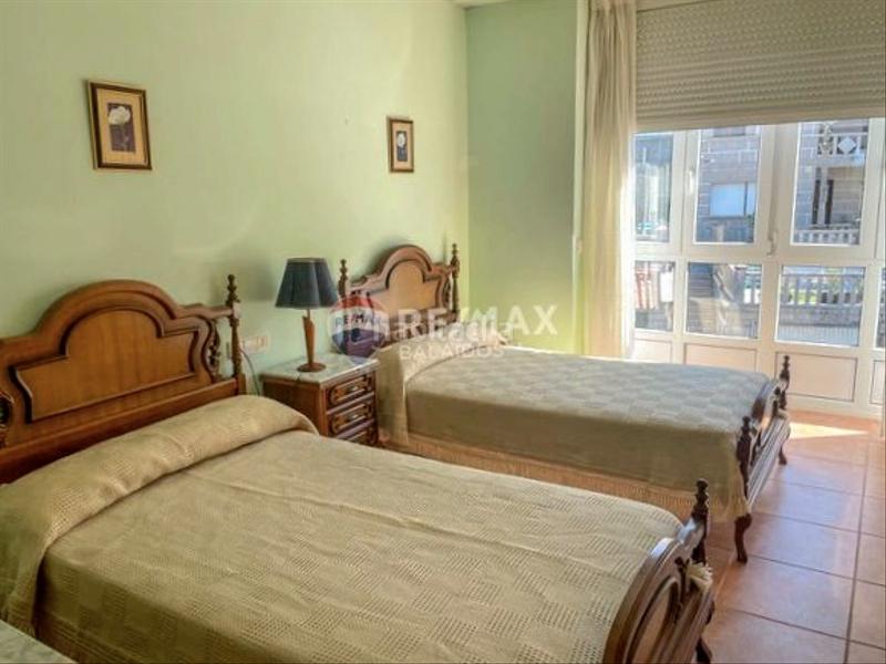 Foto 93276ba8-2b2b-4b90-817b-f8b1a6ad84f2. Maison jumelée avec chauffage parking dans Sanxenxo pueblo Sanxenxo