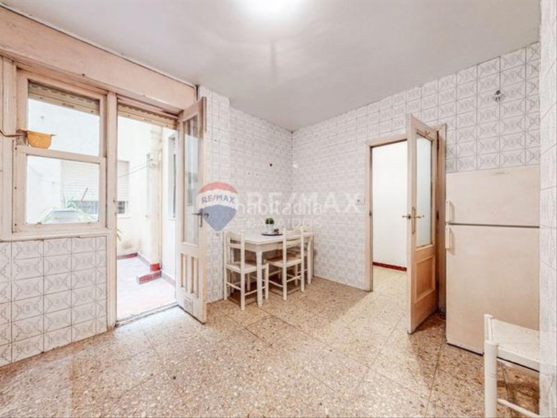 Foto e2bc33bd-f784-4d20-b0c0-9895a490e7fb. Piso en Teis Vigo