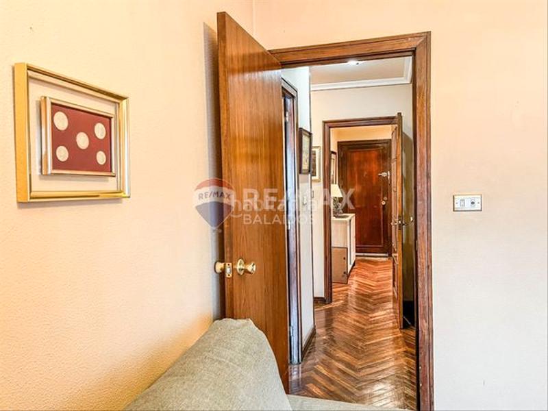Foto 2f7ef14d-41e7-49b2-8999-5c6676fb3372. Piso en Camelias - Pi y Margall Vigo