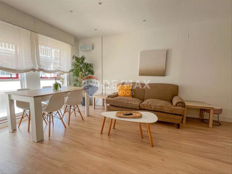 Foto 92698d1b-f7be-4f92-b5db-d69156f7e139. Flat with heating parking in Sanxenxo pueblo Sanxenxo
