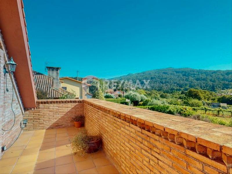 Foto c4125e40-849a-4fa3-9a71-d09a9c06009b. Casa en Gondomar