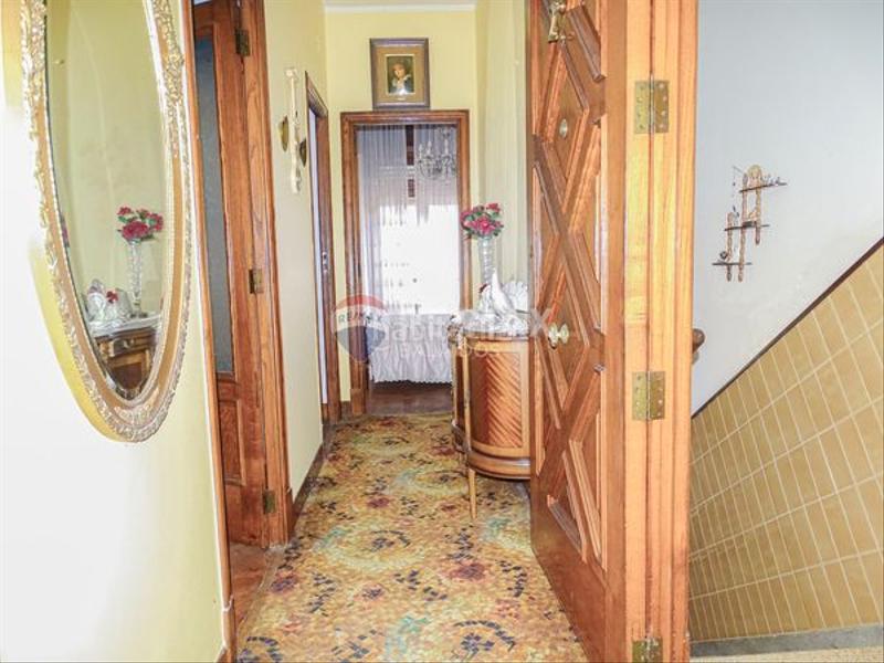Foto 05c6d380-8f52-4944-8ade-0d7f59dcc025. Casa adossada amb calefacció a Lavadores Vigo