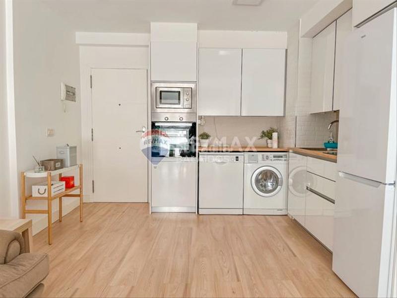 Foto 578e6a9c-1f86-4b8f-b31b-f70c7ddb3876. Pis amb calefacció aparcament a Sanxenxo pueblo Sanxenxo