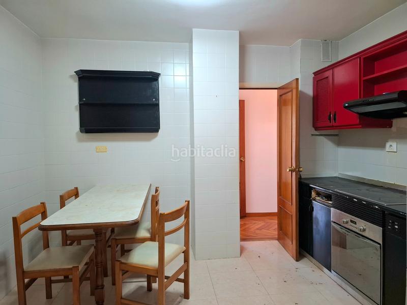 Foto 3b85bcb4-4013-4e3f-a75d-b2300934e108. Piso en As Travesas - Balaidos Vigo