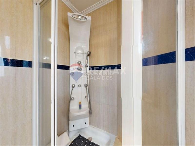 Foto 9ddfdc86-f6f3-45dd-93b8-0bde9334572c. Casa con riscaldamento parcheggio in Alcabre Vigo