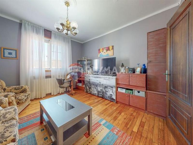 Foto 9bdee836-1ba5-436a-8f0b-69d5f764ed7e. Maison jumelée avec chauffage dans Cangas pueblo Cangas