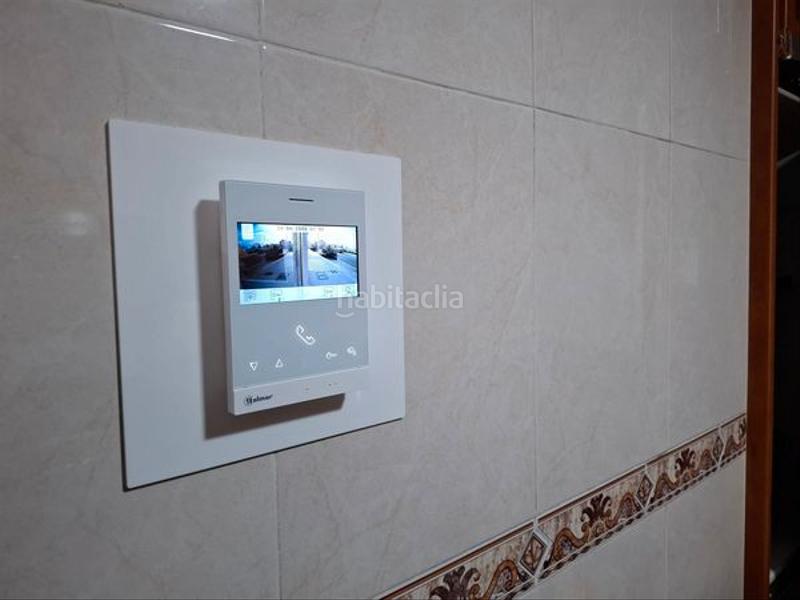 Foto dadcb433-fd00-415f-aeb0-278b4bf260a9. Flat with heating parking in Fátima Vigo