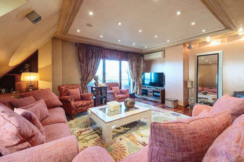 Foto 58d023ba-c112-4493-b900-6f9fff7f18e0. Dúplex amb calefacció aparcament a Plaza España - Corte Inglés Vigo