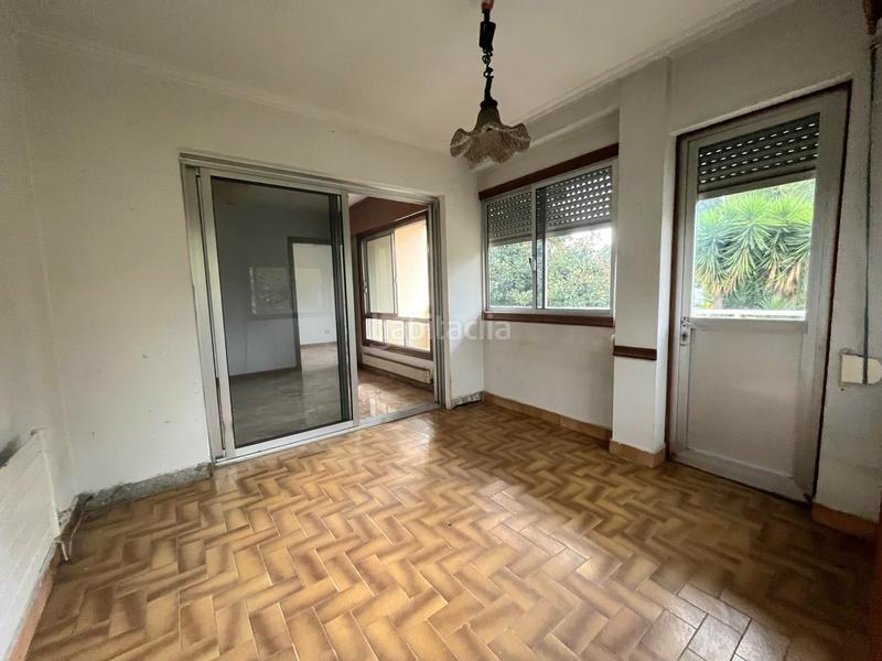 Foto 36c4ae8e-7a8d-4e2a-91eb-d08a9d7901ad. Maison jumelée avec parking dans Valadares - Beade Vigo