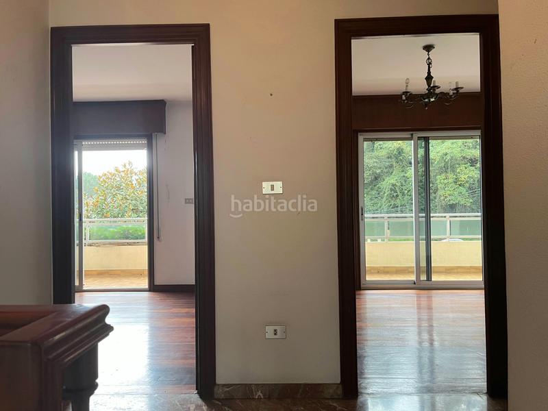 Foto 87e900ac-4b13-4a9e-ac5a-efa58d7820b0. Towny house with parking in Valadares - Beade Vigo