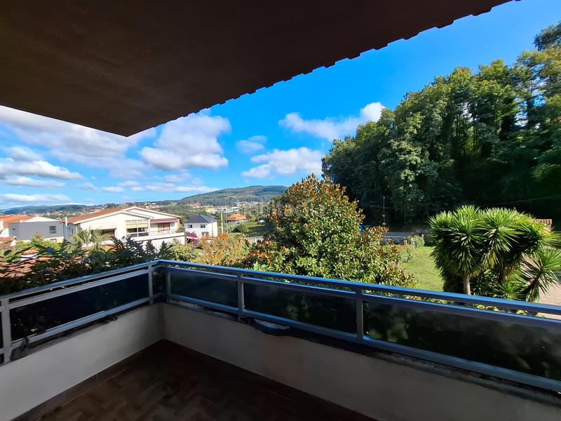 Foto c63fc6b1-eb36-4620-b44a-b06e1d58e4f2. Towny house with parking in Valadares - Beade Vigo