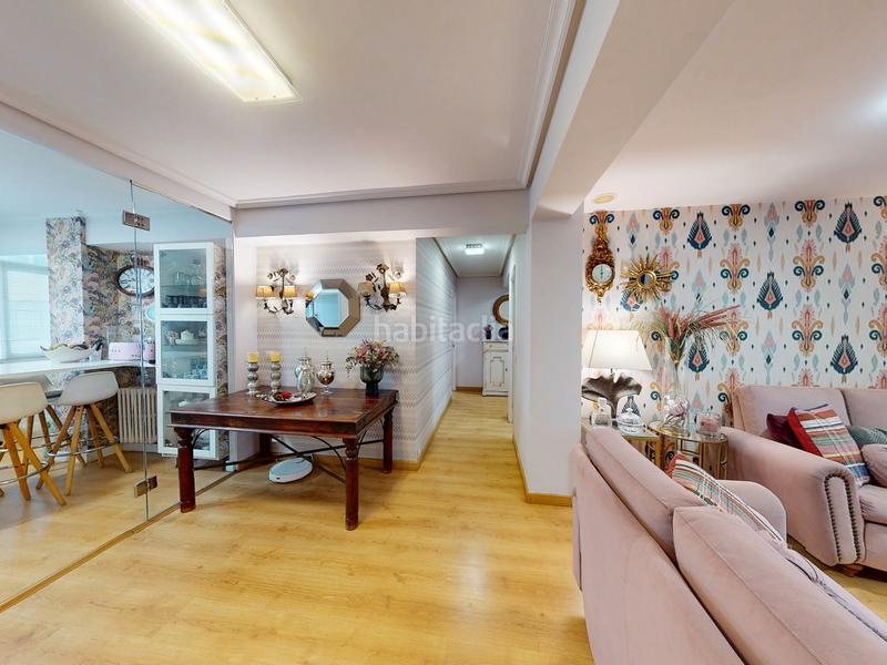 Foto a67989df-67d6-47c3-b73f-0ee02536ce73. Appartamento con riscaldamento parcheggio in Plaza Independencia Vigo