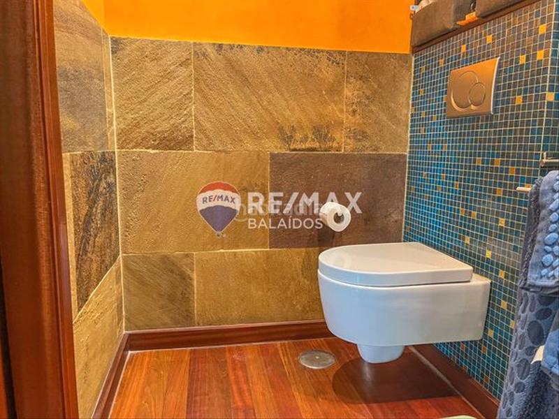 Foto e4e9f6a9-1243-439c-ac78-469563381f2e. Etagenwohnung mit heizung in O Castro Vigo