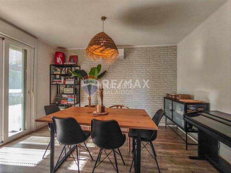 Foto bd1bd570-89eb-4d19-950b-623637008d93. Haus mit heizung parking in Valadares - Beade Vigo