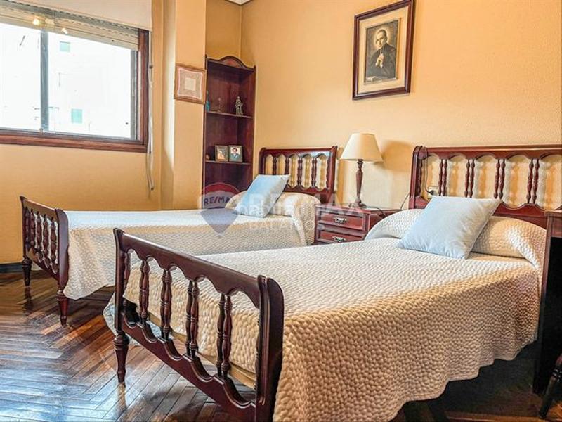 Foto f7d08fe5-b24a-462a-b2a5-0de6ef18187f. Appartement avec chauffage parking dans Camelias - Pi y Margall Vigo