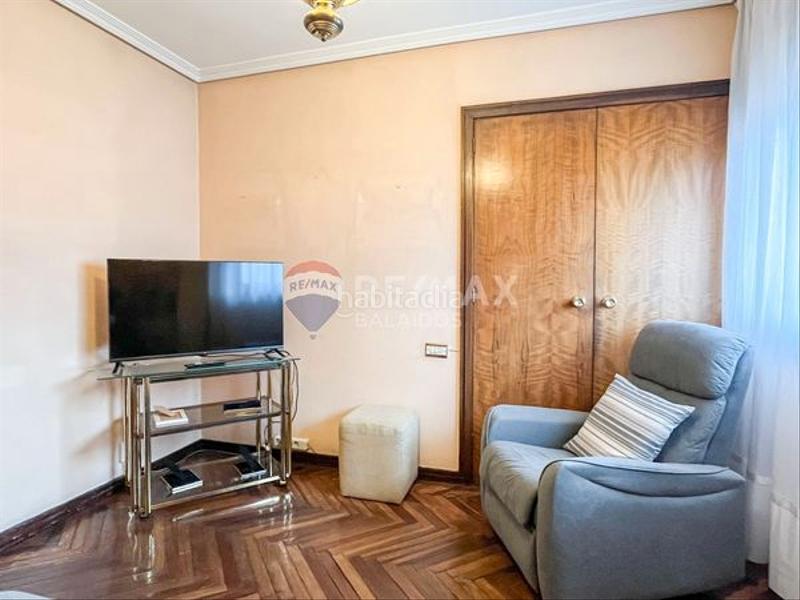 Foto a8796a64-6b9a-40b4-9e3e-c5afbc53a090. Etagenwohnung mit heizung parking in Camelias - Pi y Margall Vigo