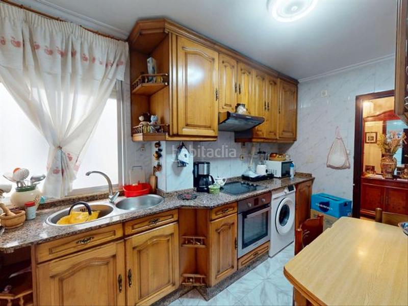 Foto bb689b56-e89a-4851-947e-af6972378249. Appartamento con riscaldamento parcheggio in O Castro Vigo