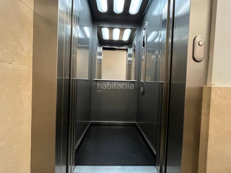 Foto 16a9061b-d025-4179-87bf-d0152fd67b85. Flat with heating parking in O Castro Vigo