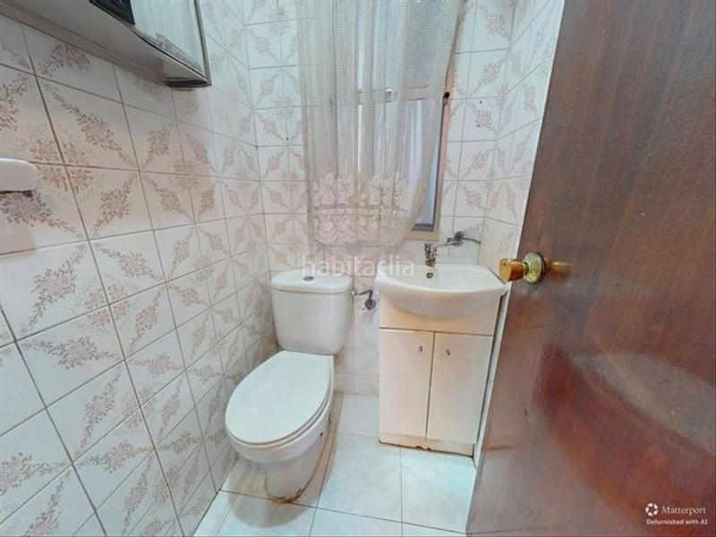 Foto cf29a78f-8ae0-4e14-9fec-8c53c4e36a90. Flat with heating parking in O Castro Vigo