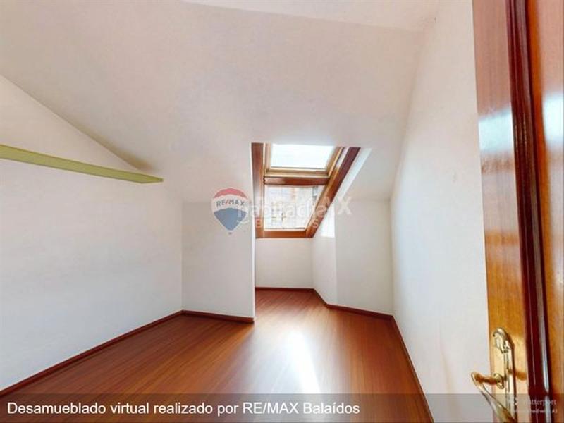Foto 21b49016-fb59-465c-b065-ed6cbecd7dcd. Duplex with heating parking in Camelias - Pi y Margall Vigo