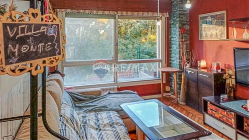 Foto a7acf3fd-00b3-4112-ac38-b34bfc738920. Piso en Plaza de la industria Vigo