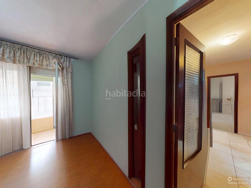 Foto f9ac5bc3-4f7b-49c1-9f88-26f603c9e7d8. Appartamento con parcheggio in O Castro Vigo