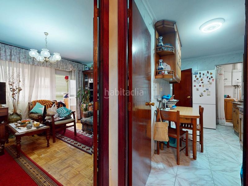 Foto 4c2206a6-c3dd-497b-98d1-7bc5294ad8c1. Etagenwohnung mit parking in O Castro Vigo