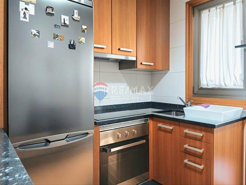 Foto d084527e-3d10-4f51-9d5f-7533117af15c. Appartamento con riscaldamento parcheggio in As Travesas - Balaidos Vigo