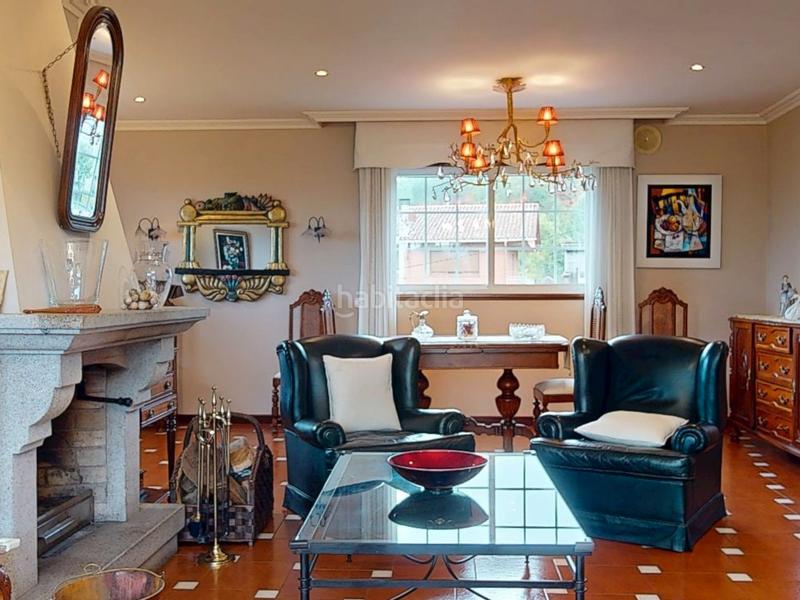 Foto fca2e2e2-1674-49ac-b131-e94ae298ba0f. Casa con camino riscaldamento parcheggio piscina in Porriño (O)