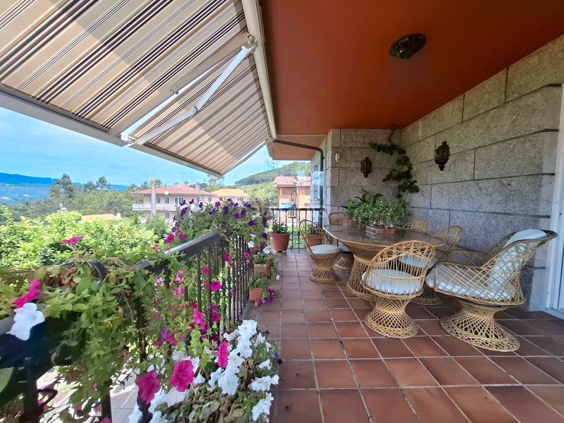 Foto e3a71df3-2f9e-4d6e-85be-3e9637d2f9a2. Haus mit kamin heizung parking pool in Porriño (O)