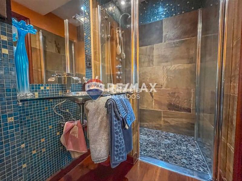 Foto e8bba7e3-0e72-4777-86cb-52e19a8ae642. Flat with heating in O Castro Vigo