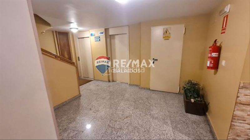 Foto 9afdc059-900f-43bf-b075-ca040ab01f2d. Flat with heating parking in Aldán Cangas