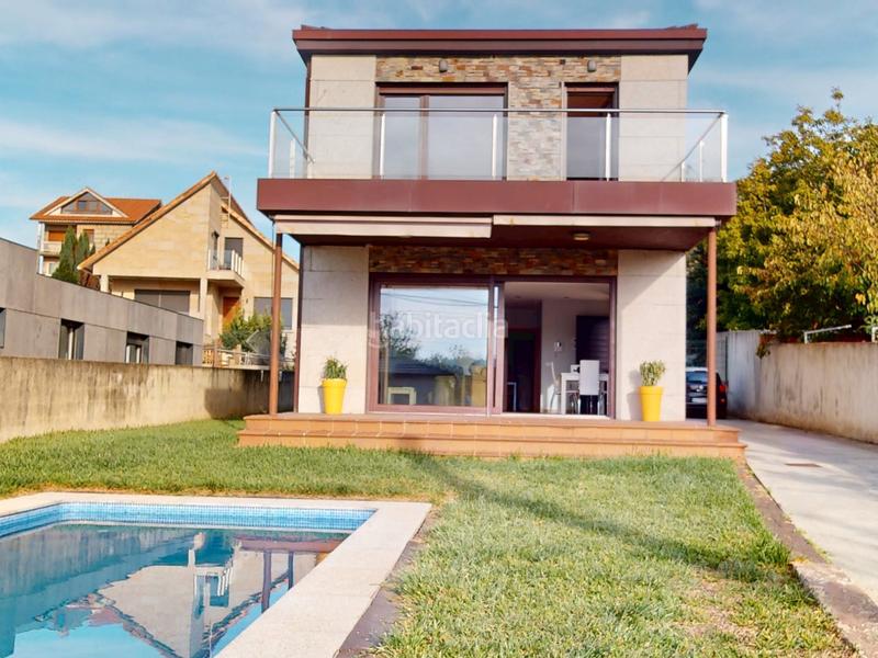 Foto f755712b-e5a4-4958-8f6a-f5e8d9a9d0d2. Casa con riscaldamento parcheggio piscina in Valadares - Beade Vigo