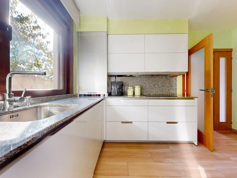 Foto 01bae1a5-a19d-4104-ab89-e9f8740a616a. House with heating parking pool in Valadares - Beade Vigo