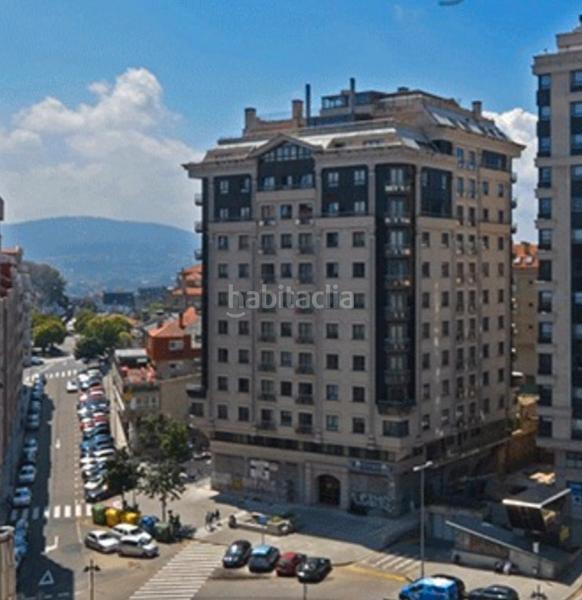 Foto f10cfff0-e5cc-45e7-93cb-4a5352299fac. Appartamento con camino riscaldamento parcheggio in Vigo