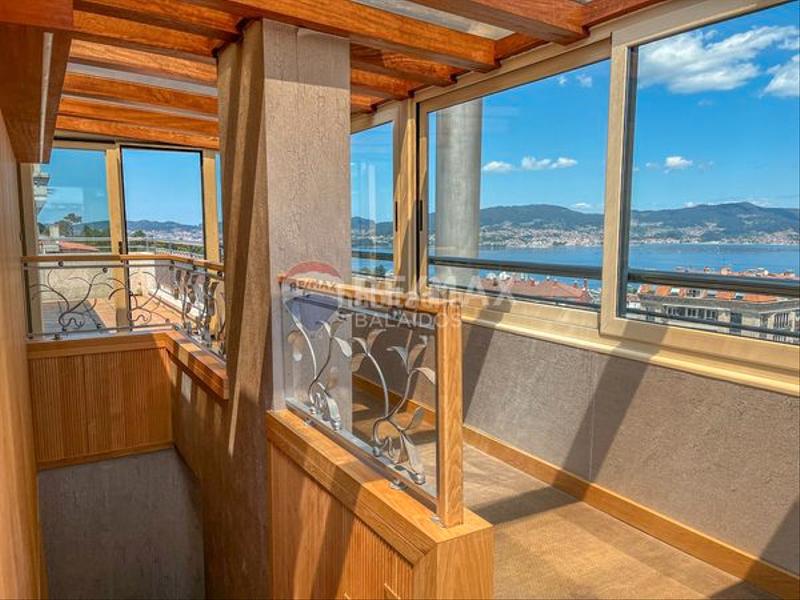 Foto 1cff60c2-334a-4dd3-bbd9-f18a2dc55b36. Flat with fireplace heating parking in Plaza España - Corte Inglés Vigo