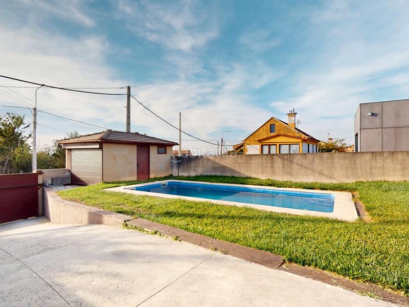 Foto cb6b3d7a-4115-4106-85ea-99dd0d45ebc7. Casa en Valadares - Beade Vigo