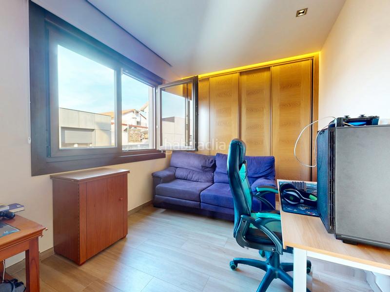 Foto f47f06c7-6f9a-4ed5-a0aa-16ea6dccc520. House with heating parking pool in Valadares - Beade Vigo