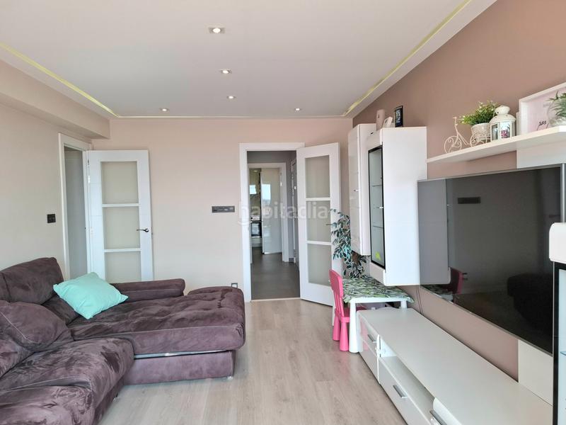 Foto b08b6706-3683-446b-b2b7-d9c0c90db27a. Appartamento con riscaldamento parcheggio in Berbés - Peritos Vigo