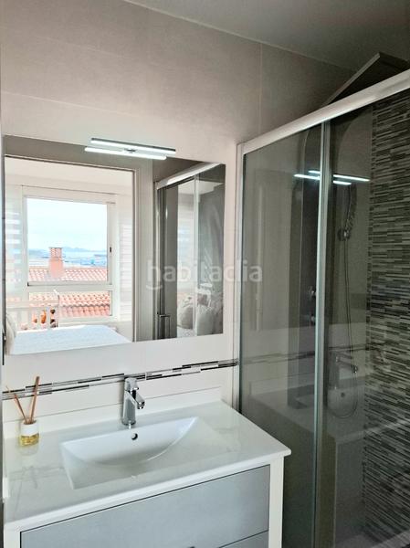 Foto 957a99f2-59aa-4c49-932d-1d08eb305185. Flat with heating parking in Berbés - Peritos Vigo