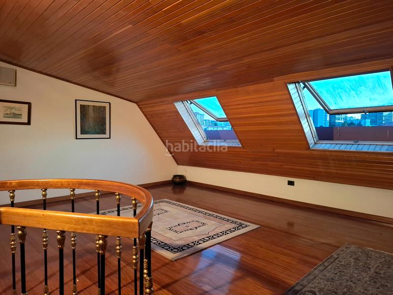 Foto 50eea8ce-5ddb-4d1a-b1ff-80bc00a3fe76. Dúplex en Plaza de la industria Vigo