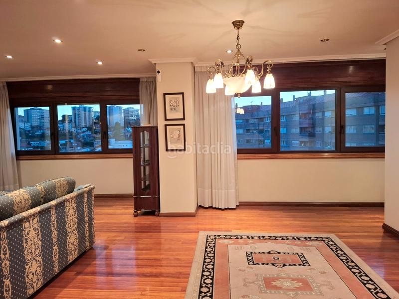 Foto 75af2987-a2e5-41ec-b4ba-18f7ed164d54. Dúplex en Plaza de la industria Vigo