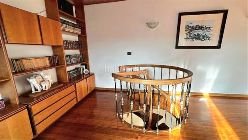 Foto dce126ba-f470-468c-a12c-9f0e14a6a08c. Dúplex en Plaza de la industria Vigo