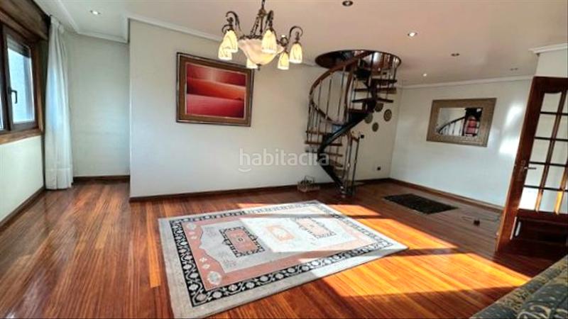 Foto 99928f91-4830-456d-b5ee-10384154cac2. Zweistöckige wohnung mit heizung parking in Plaza de la industria Vigo