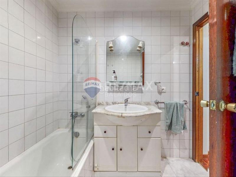 Foto 17fadf22-153c-4540-b0b9-654d16b3dc91. Flat with heating parking in A Parda Pontevedra