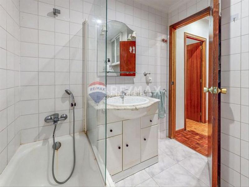 Foto 1de0e399-723a-4e11-ab26-27b052666251. Flat with heating parking in A Parda Pontevedra