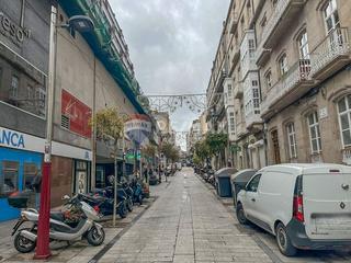 Locale commerciale in Rúa do Progreso