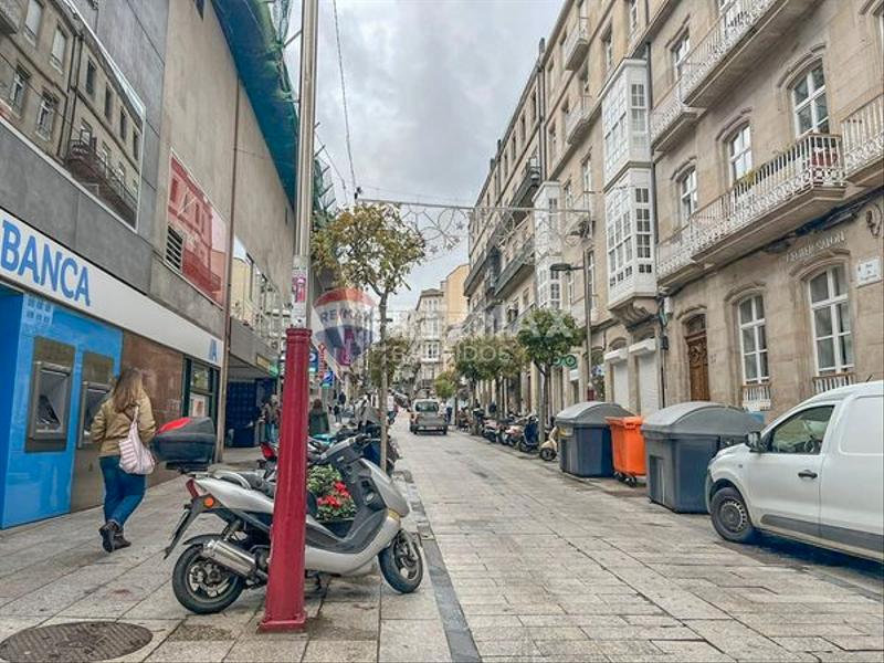 Foto 8bd2716c-8356-42d6-a016-20378f518acf. Locale commerciale in Centro - Areal Vigo